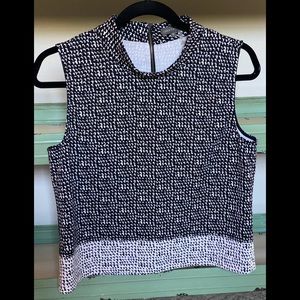 Vince Camuto Black and White Mock Neck Tank Size M